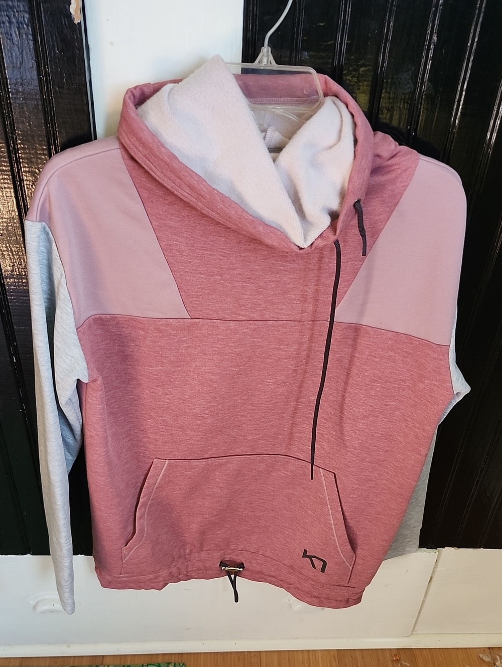 Kari Traa Pink Two-Tone Cowl Neck Pullover